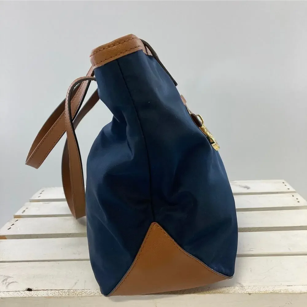 MICHAEL KORS, NAVY BLUE, BROWN LEATHER SHOULDER BAG